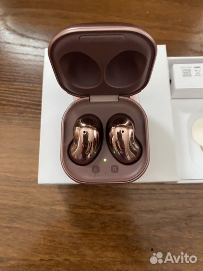 Samsung galaxy buds live