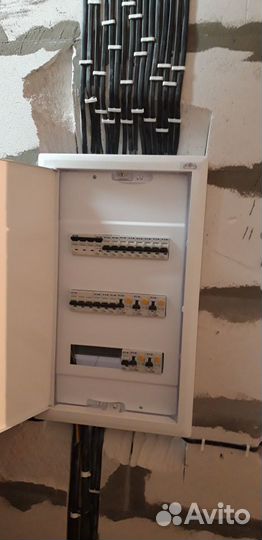 Подключение электричества. Электрик