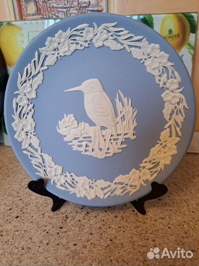 Wedgwood тарелка с зимородком