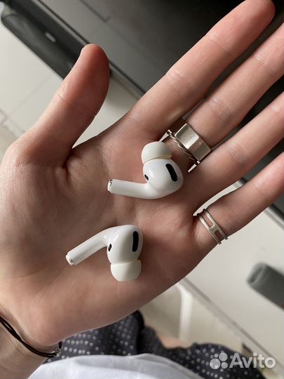 Наушники Apple AirPods Pro 2 без кейса