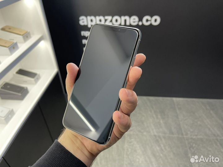 iPhone 11 Pro Max, 64 ГБ