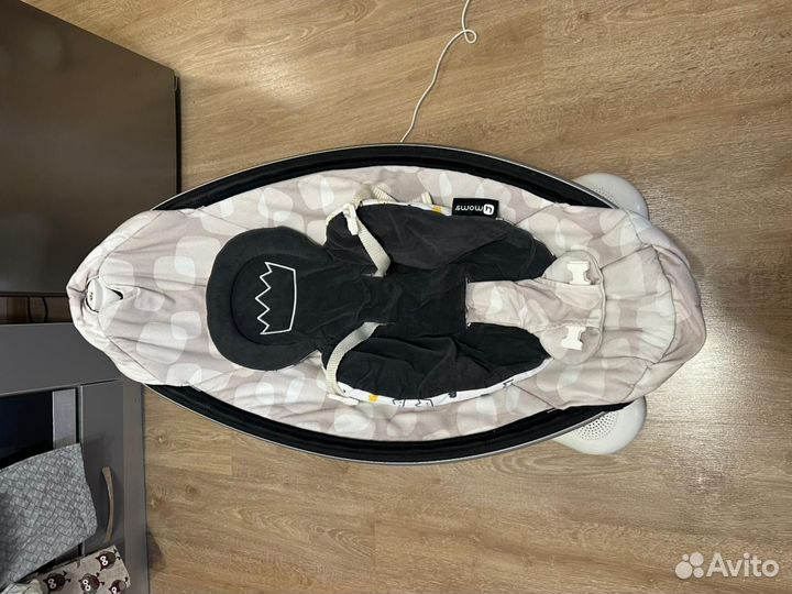 Детские электронные качели 4moms