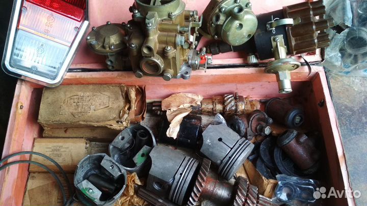 Запчасти на газ 2410 волга