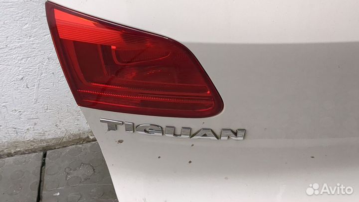 Замок багажника Volkswagen Tiguan, 2012