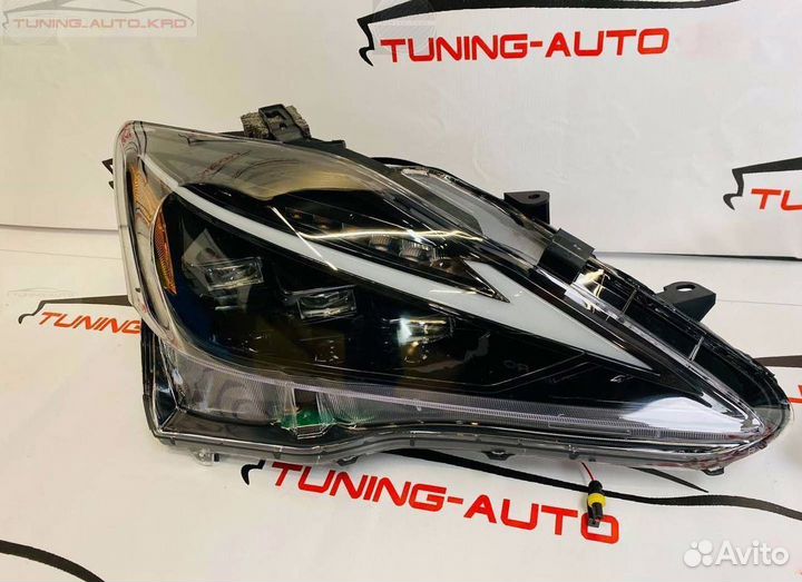 Фары Lexus IS250 стиль 2021