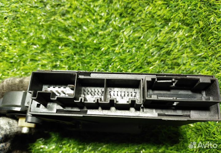 Моторчик стеклоподъемника Audi A4 (B7) III