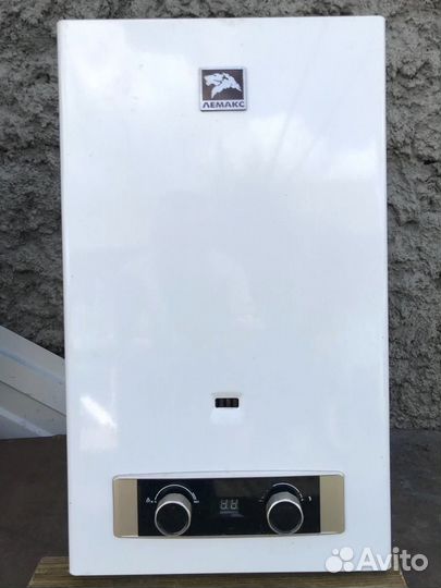 Газовая колонка «лемакс»