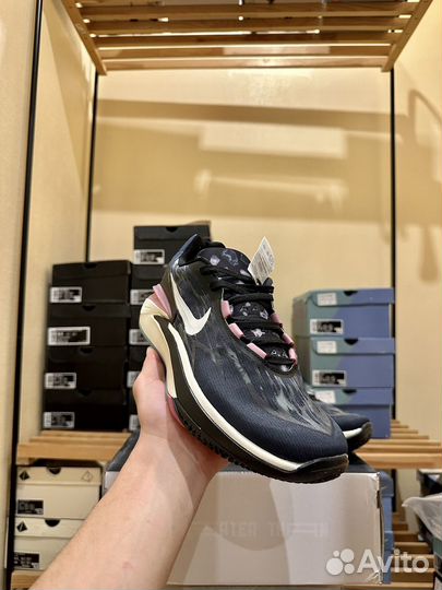 Кроссовки Nike Zoom GT Cut 2 'Black Desert Berry'