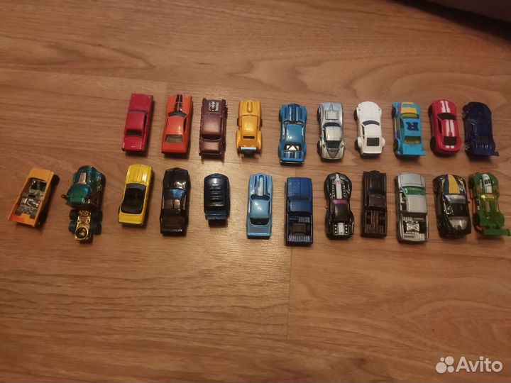 Машинки HootWheels