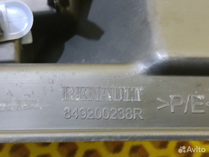 Накладка замка багажника Renault Kaptur RBA/REA