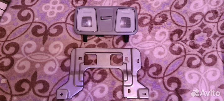 Плафон освещения салона Hyundai Solaris 1