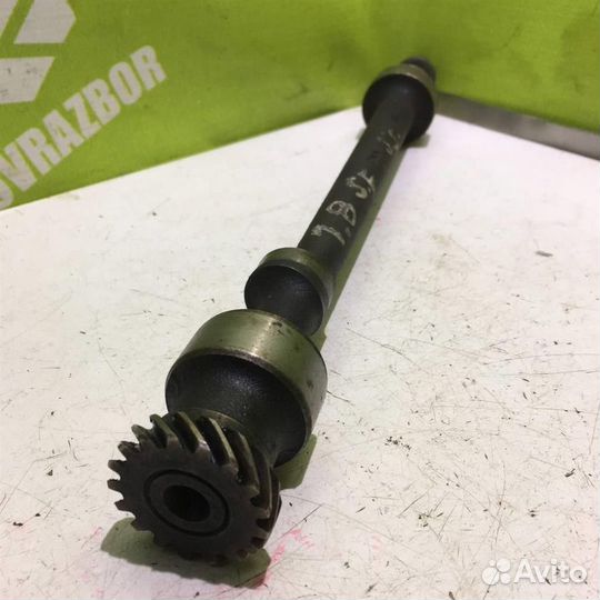 Вал масляного насоса Фольксваген Пассат Б3