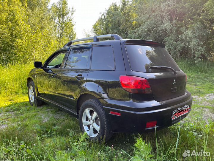 Mitsubishi Outlander 2.4 AT, 2003, 252 646 км