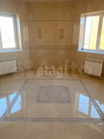 7-к. квартира, 196 м², 5/5 эт.