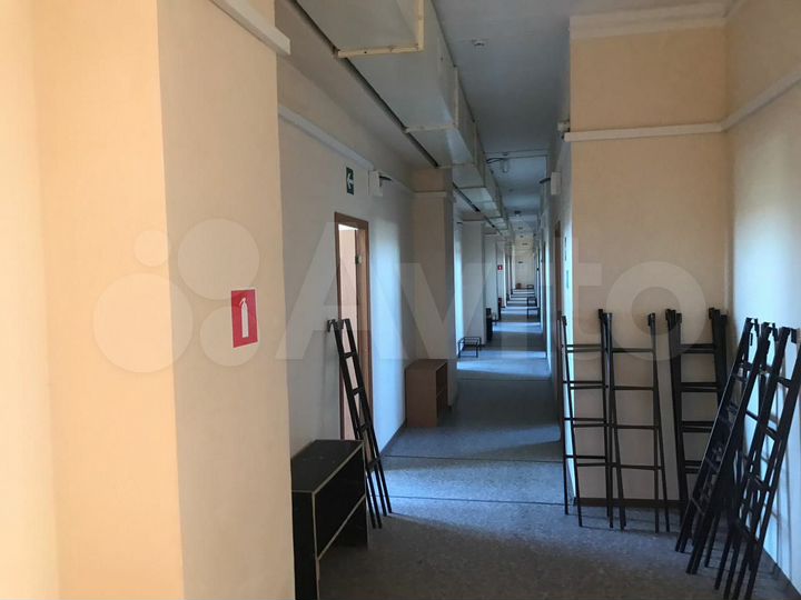 Здание швейной фабрики и общежитие