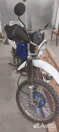 Suzuki Djebel 250 XC