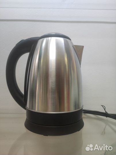 Чайник BBK EK1760S нерж/черн