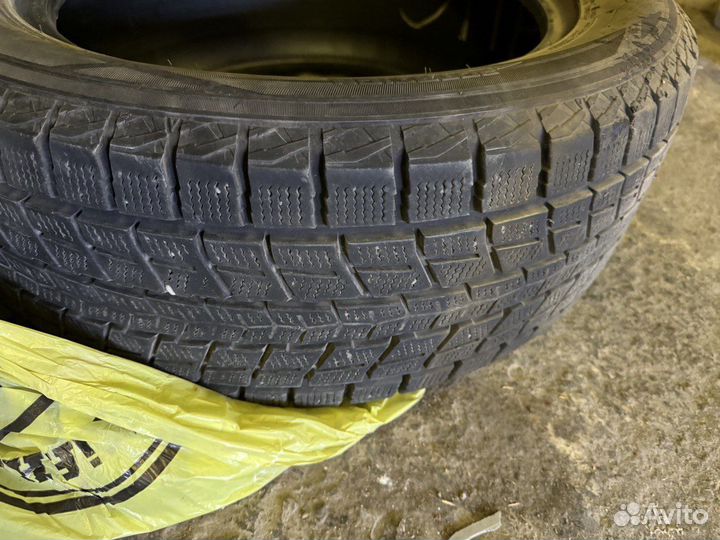 Dunlop Winter Maxx SJ8 235/55 R17 99R