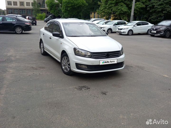 Volkswagen Polo 1.6 МТ, 2014, 450 000 км