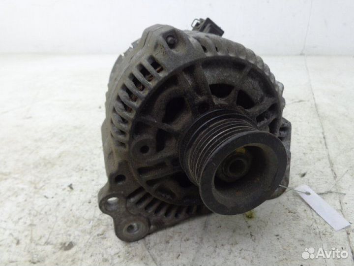 Генератор Volkswagen Golf-3 1996