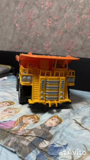 Продам игрушечный белаз