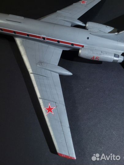 Модель самолёта Ту 134 убл, Ту 154М 1: 144