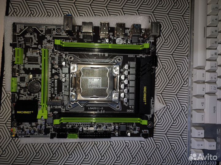 Материнская плата