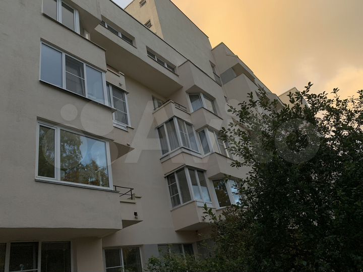 2-к. квартира, 50 м², 2/4 эт.