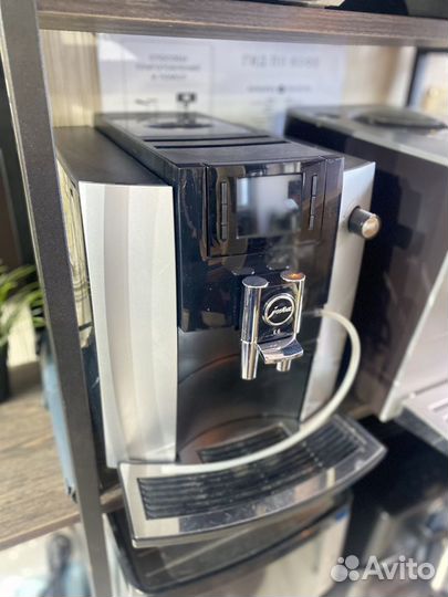 Автоматическая кофемашина Jura E6