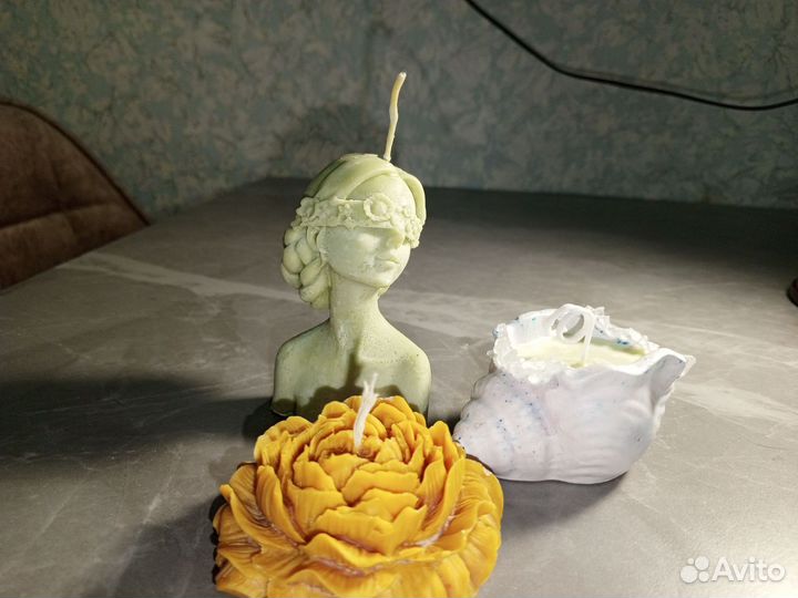 Молдовые и фигурные свечи ручной работы