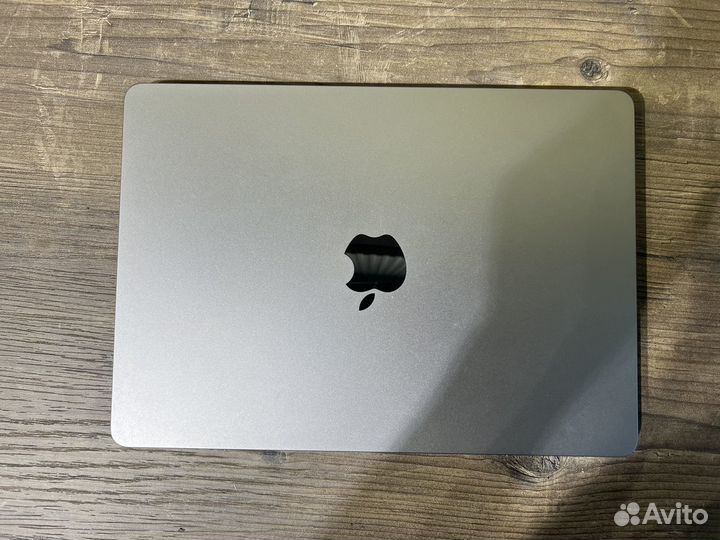 MacBook Air 13 (2022), 512 ГБ, M2 (8 ядер), RAM 8 ГБ, GPU 10-core