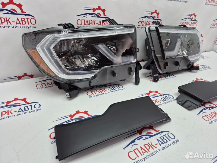 Фары тюнинг LED Toyota Tundra 07-13 / Sequoia 08-1