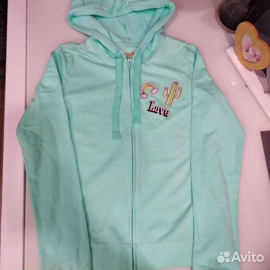 Кофта для девочки новая