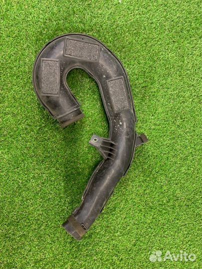 Воздухозаборник Toyota Wish ZGE20 2ZR-FAE 2009