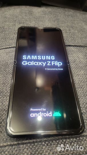 Samsung Galaxy Z Flip, 8/256 ГБ