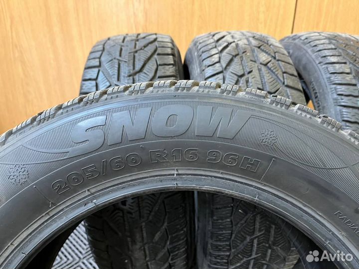 Kormoran Snow 205/60 R16 96H