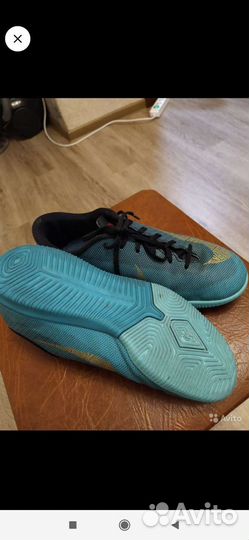 Детские футзалки nike размер 35