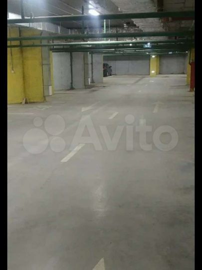 Машиноместо, 14 м²