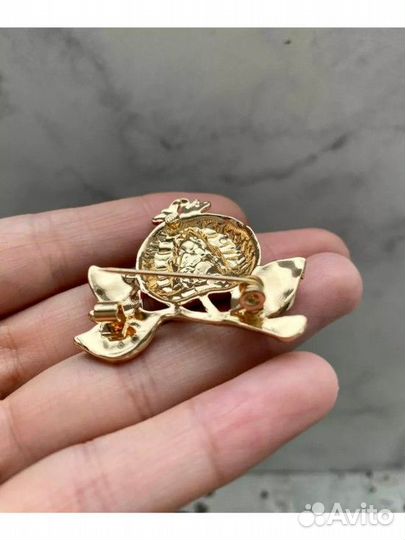 Брошь гранат по мотивам gucci Гуччи