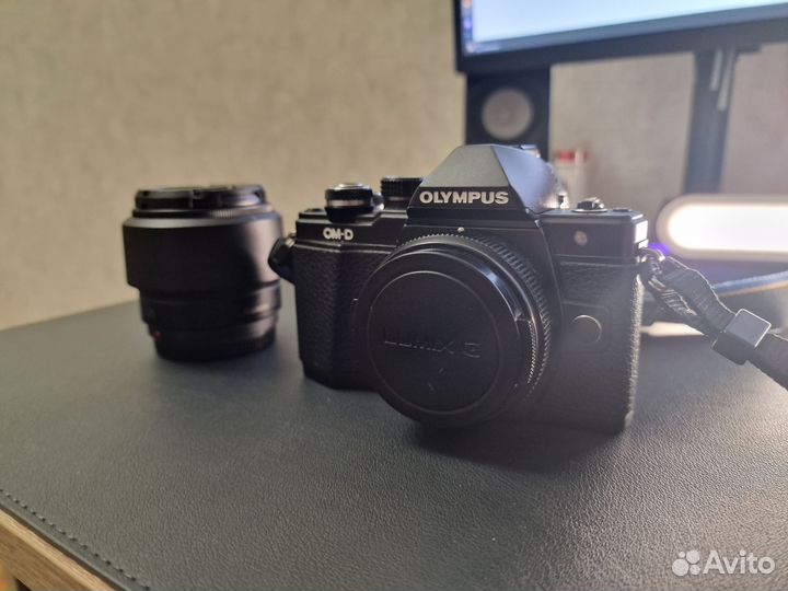 Olympus OM-D E-M5 Mark II + 14mm 2.5 + 25mm 1.7