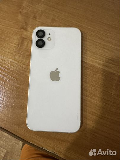 iPhone 12, 64 ГБ