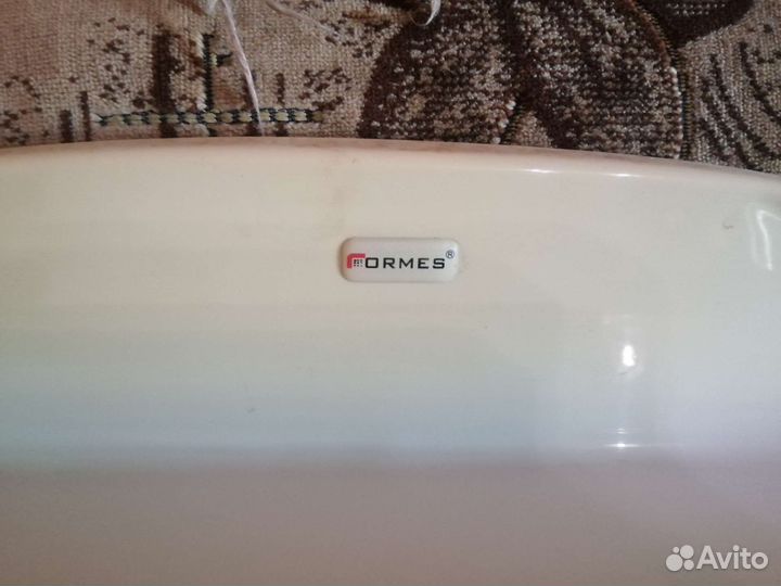 Полка для ванной комнаты