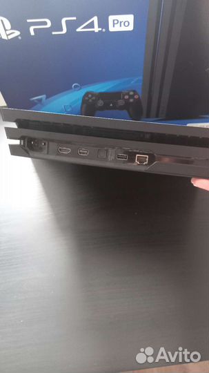 Sony PS4 pro 1tb