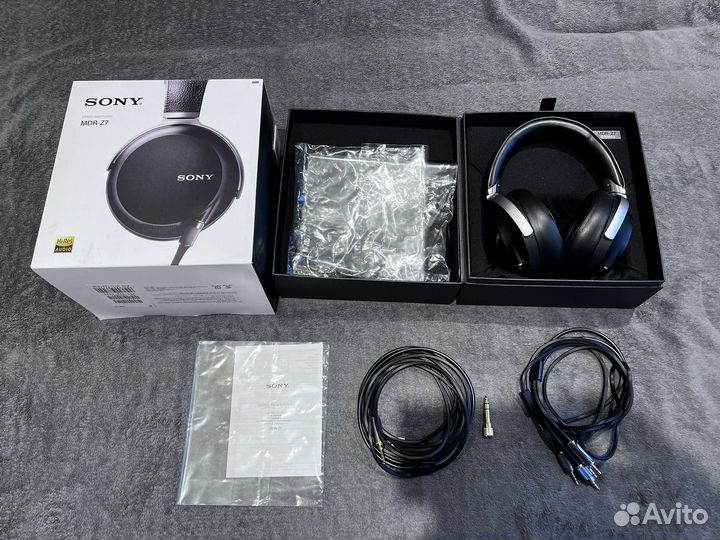 Наушники Sony MDR-Z7