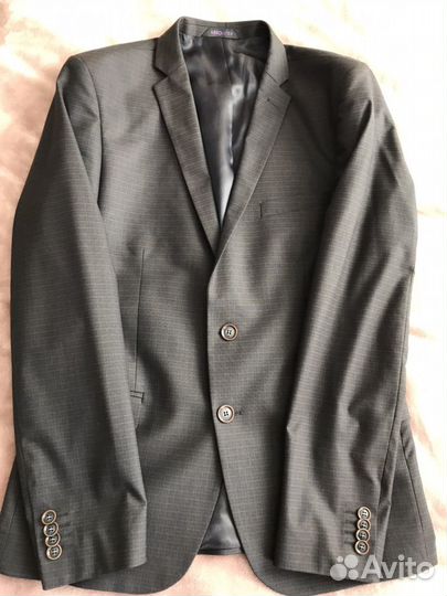 Костюм мужской