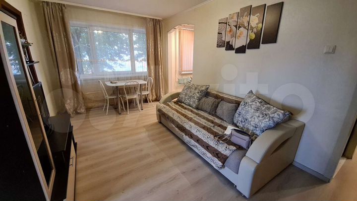 3-к. квартира, 61 м², 1/5 эт.