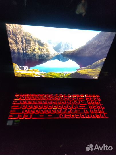 Ноутбук MSI GF75 katana