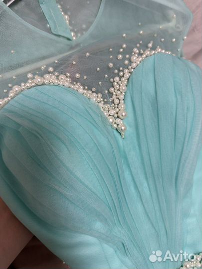 Вечернее платье