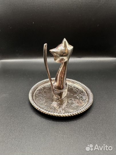 Подставка для украшений кошка