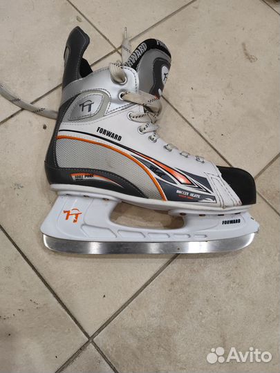 Коньки хоккейные forward